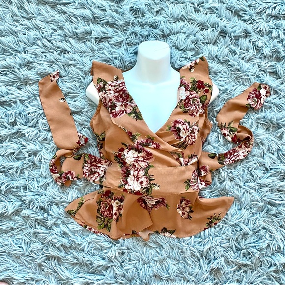 Ruffle Neckline Floral Carnation Tan Blouse & Detachable Belt Scarf - Picture 5 of 5